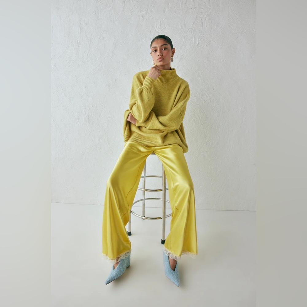 High-Shine Lemon Wide-Leg Satin Pants